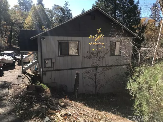 23857 Zuger DR, Crestline, CA 92325