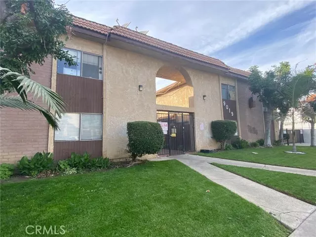 9019 Cedros AVE 6, Panorama City, CA 91402