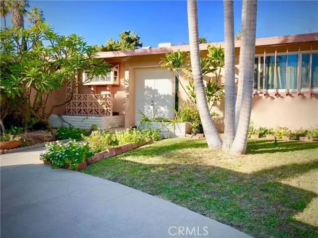 15005 Gilmore, Van Nuys, CA 91411