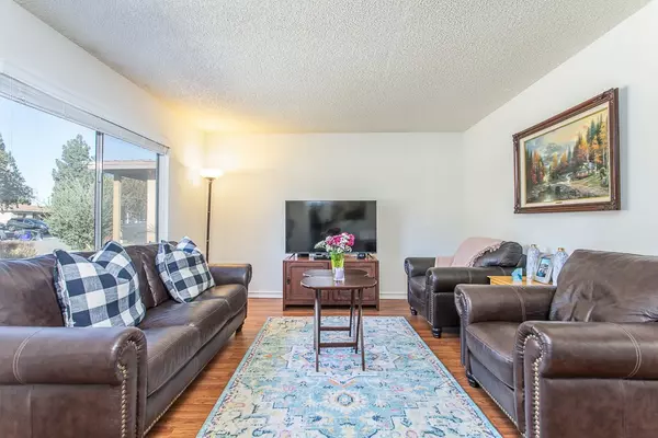 Simi Valley, CA 93063,1654 Moreno DR