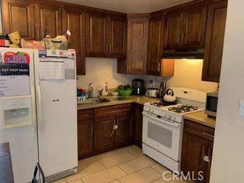 Oxnard, CA 93030,1049 S H ST