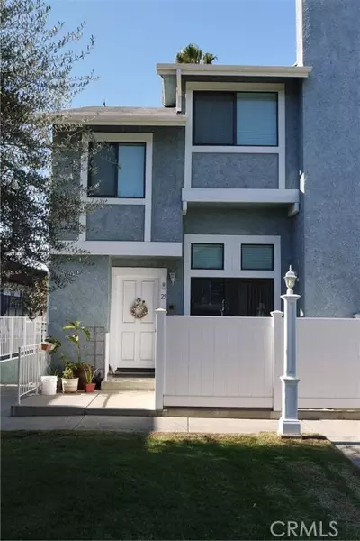 15106 Nordhoff ST 25, North Hills, CA 91343