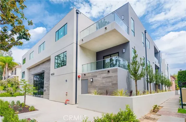 4322 Gentry AVE 104, Studio City, CA 91604