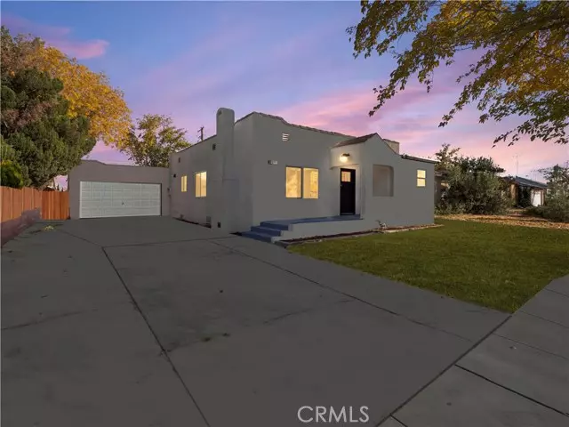 44544 Cedar AVE, Lancaster, CA 93534