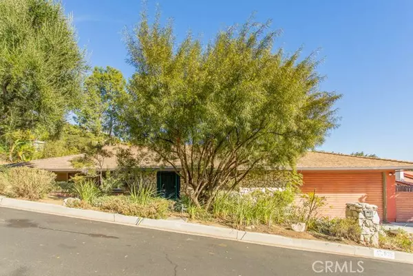 22835 Trigger ST, Chatsworth, CA 91311