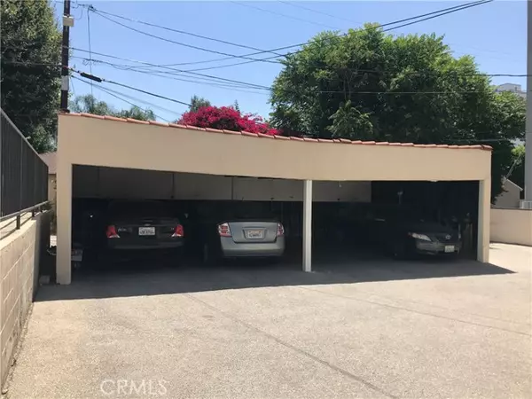 Toluca Lake, CA 91602,4418 Cahuenga BLD