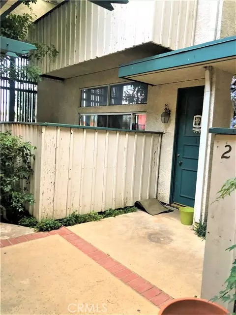 Van Nuys, CA 91411,6517 Kester 1