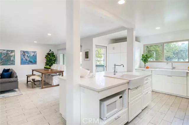 4612 Park Granada 55, Calabasas, CA 91302