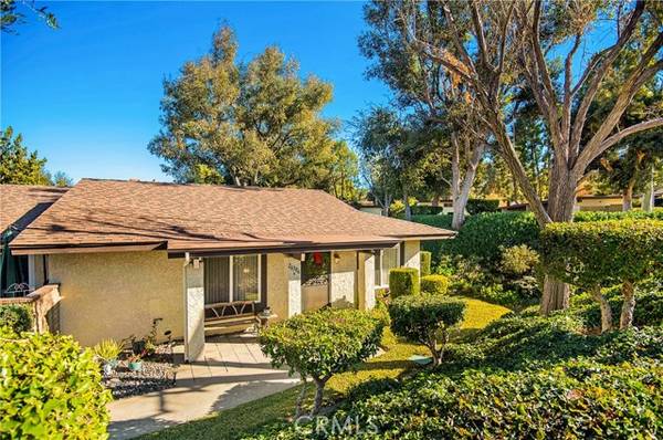 26386 Oak Highland DR A, Newhall, CA 91321