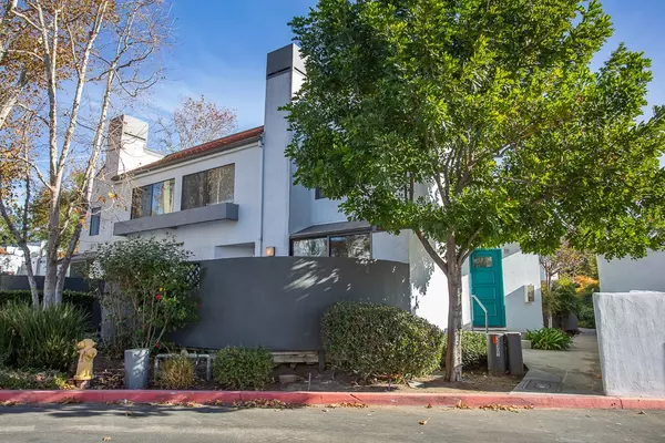 Simi Valley, CA 93065,1230 Tivoli LN 221