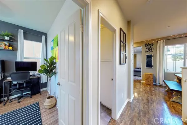 Oxnard, CA 93036,3353 Kings Canyon DR