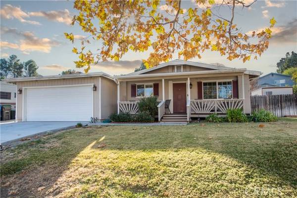 26605 Whispering Leaves DR, Newhall, CA 91321