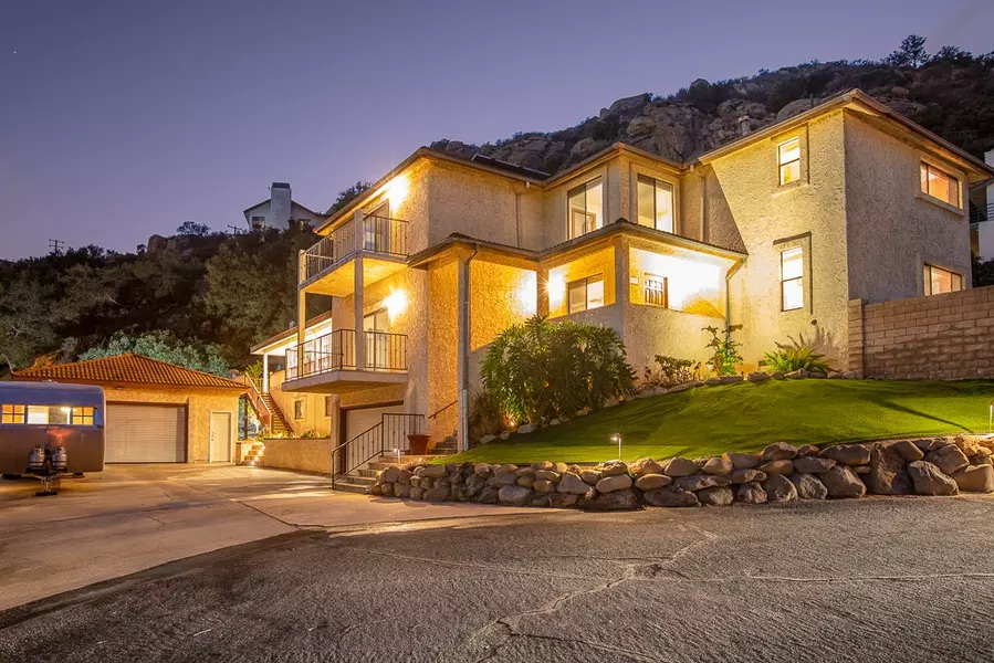 7888 Lilac LN, Simi Valley, CA 93063