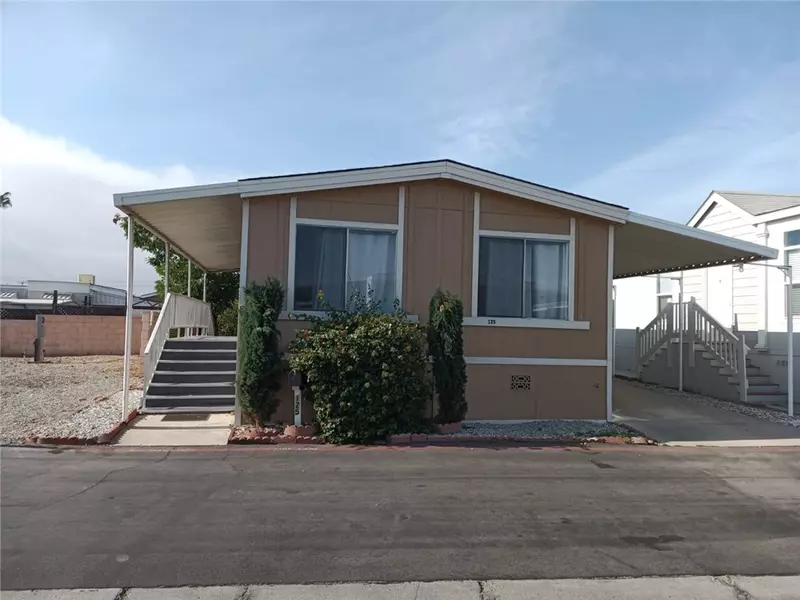 20652 Lassen ST 125, Chatsworth, CA 91311