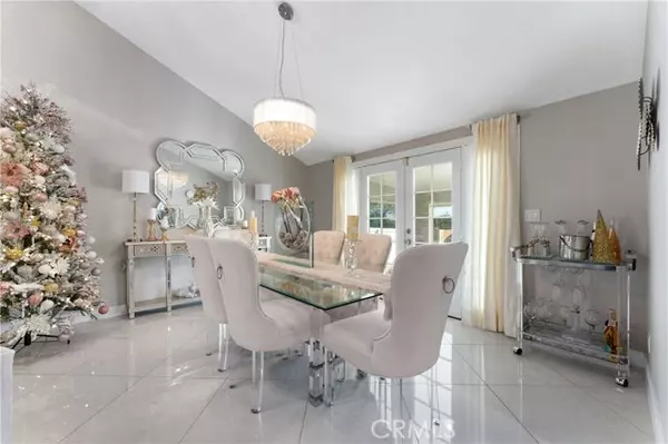 Chatsworth, CA 91311,20700 Chatsworth ST