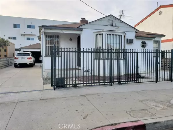 Van Nuys, CA 91405,7239 Kester AVE