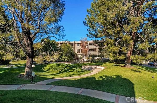 15233 Magnolia BLD 306, Sherman Oaks, CA 91403