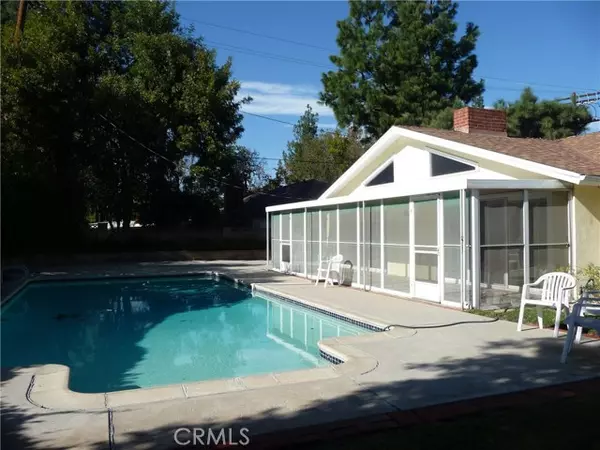 Woodland Hills, CA 91364,23100 Mulholland DR