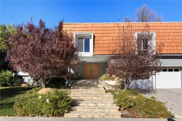 Woodland Hills, CA 91367,5038 Orrville AVE