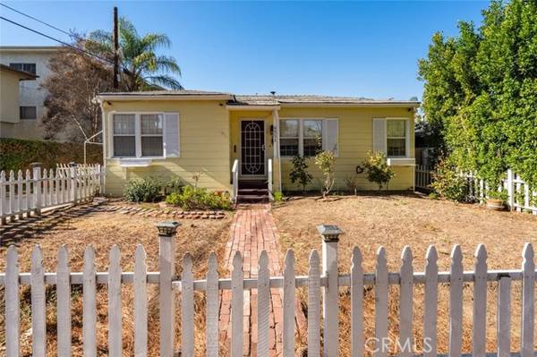 4551 Saloma AVE, Sherman Oaks, CA 91403