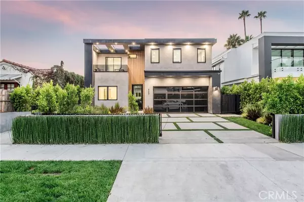 West Hollywood, CA 90036,537 N Alta Vista BLD
