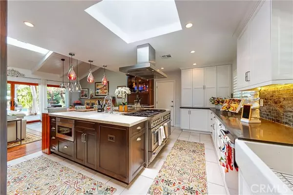 Woodland Hills, CA 91367,5827 Kentland AVE