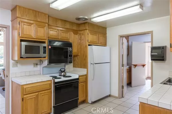 Chatsworth, CA 91311,22306 Devonshire ST 2