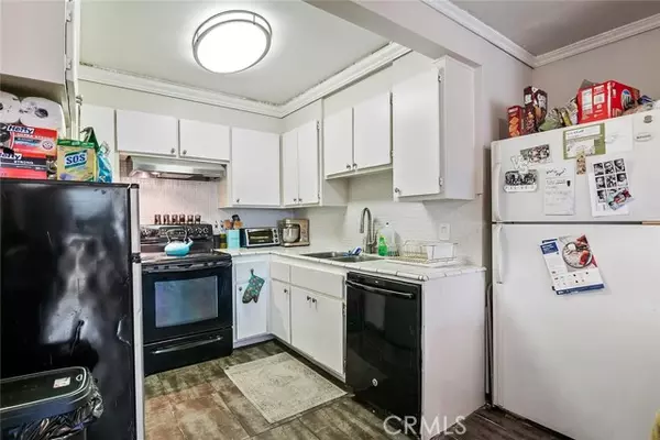 Inglewood, CA 90302,512 Evergreen ST 201