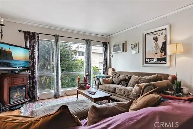 512 Evergreen ST 201, Inglewood, CA 90302