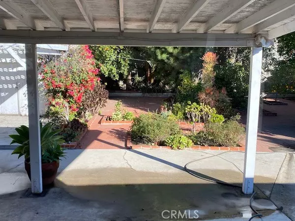 Van Nuys, CA 91405,13807 Cohasset ST