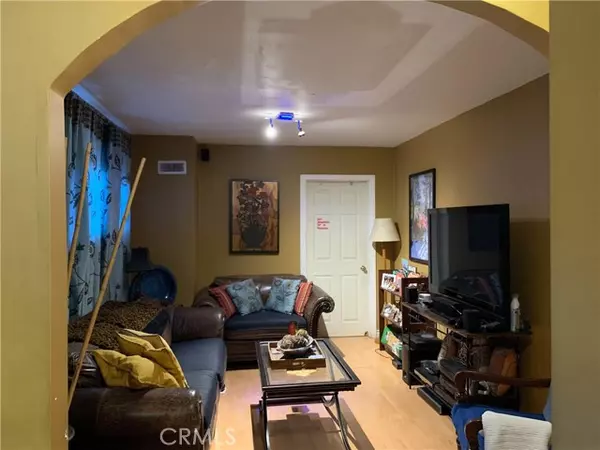 Tujunga, CA 91042,7626 Valmont ST