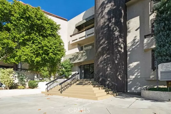 Encino, CA 91316,5534 Encino AVE 212