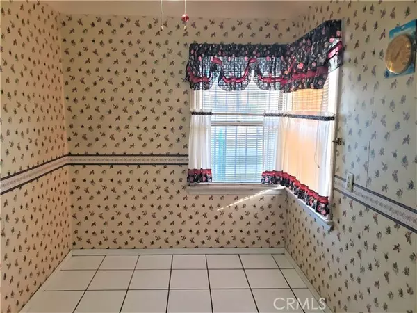 Van Nuys, CA 91405,7239 Kester AVE