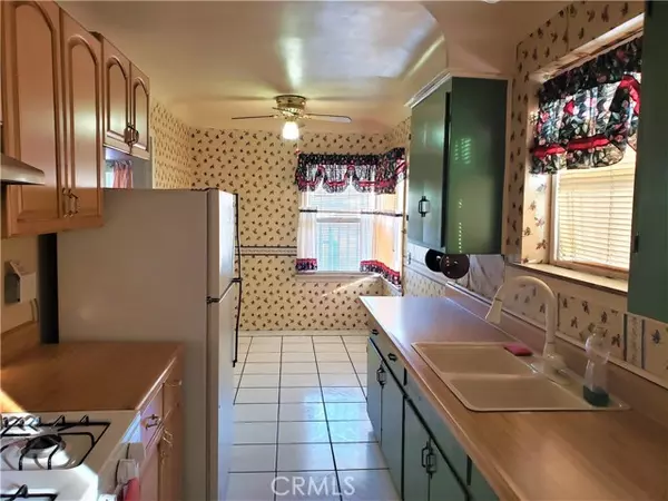 Van Nuys, CA 91405,7239 Kester AVE