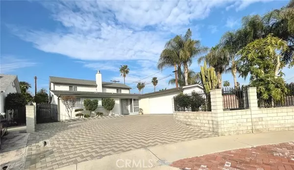 Lake Balboa, CA 91406,17253 Victory BLD