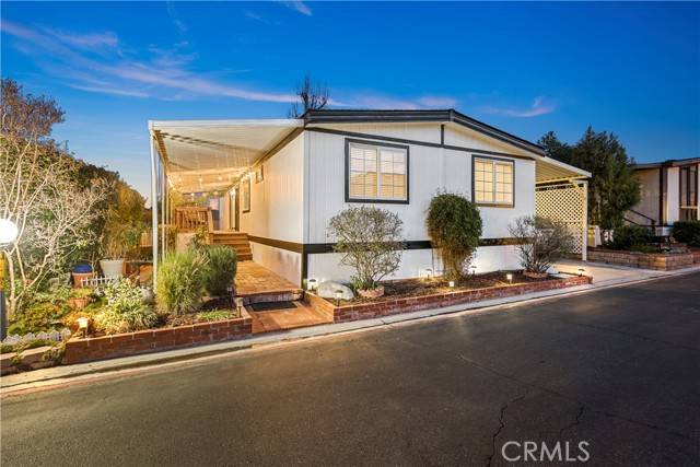 31328 Lakehills RD 6, Castaic, CA 91384