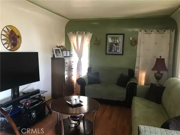 East Los Angeles, CA 90022,560 560 1/2 S Sadler AVE