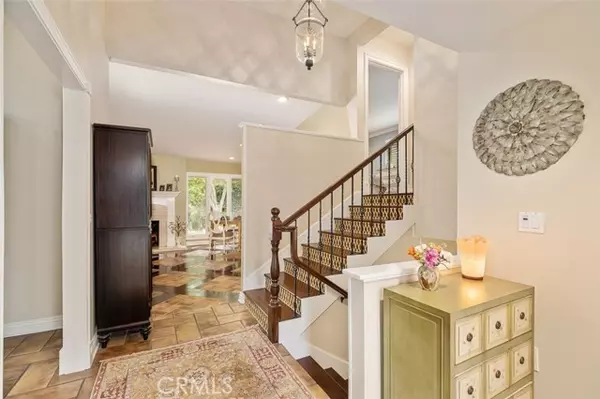 Woodland Hills, CA 91364,22914 Gershwin DR