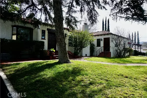 Tujunga, CA 91042,10426 Helendale AVE