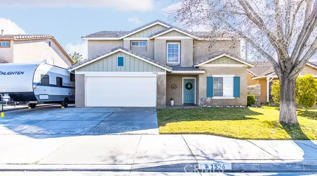 1536 W Holguin ST, Lancaster, CA 93534