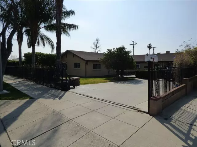 San Fernando, CA 91340,1928 4th ST