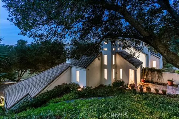 Topanga, CA 90290,22029 Canon DR