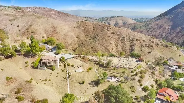 15 Holster LN, Bell Canyon, CA 91307