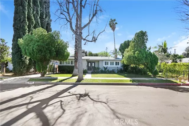 19150 Erwin ST, Tarzana, CA 91335