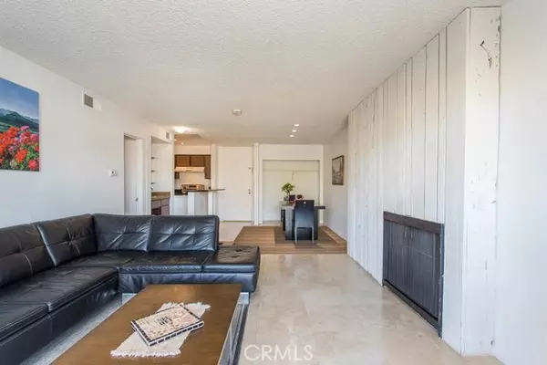 Culver City, CA 90230,3207 Raintree CIR