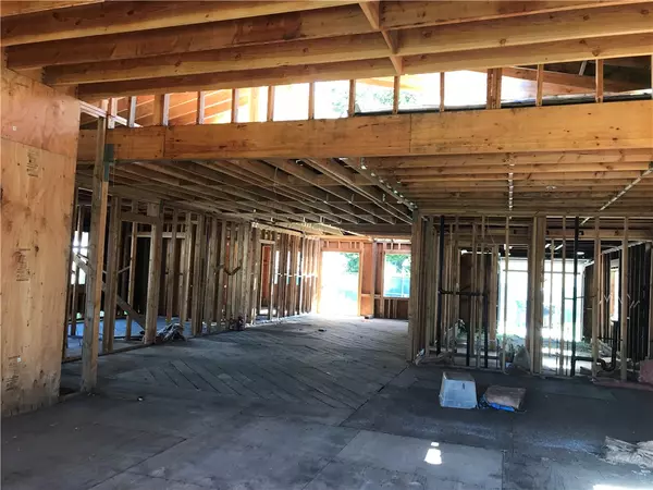 Van Nuys, CA 91411,5657 Saloma AVE