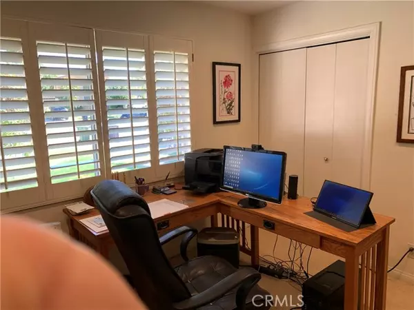 Encino, CA 91316,6317 Newcastle AVE