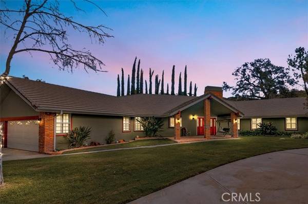 22920 Market ST, Newhall, CA 91321