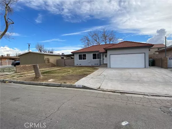 Lancaster, CA 93534,614 W Avenue H12