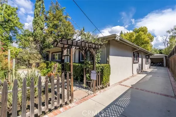 Van Nuys, CA 91405,6830 Ranchito AVE